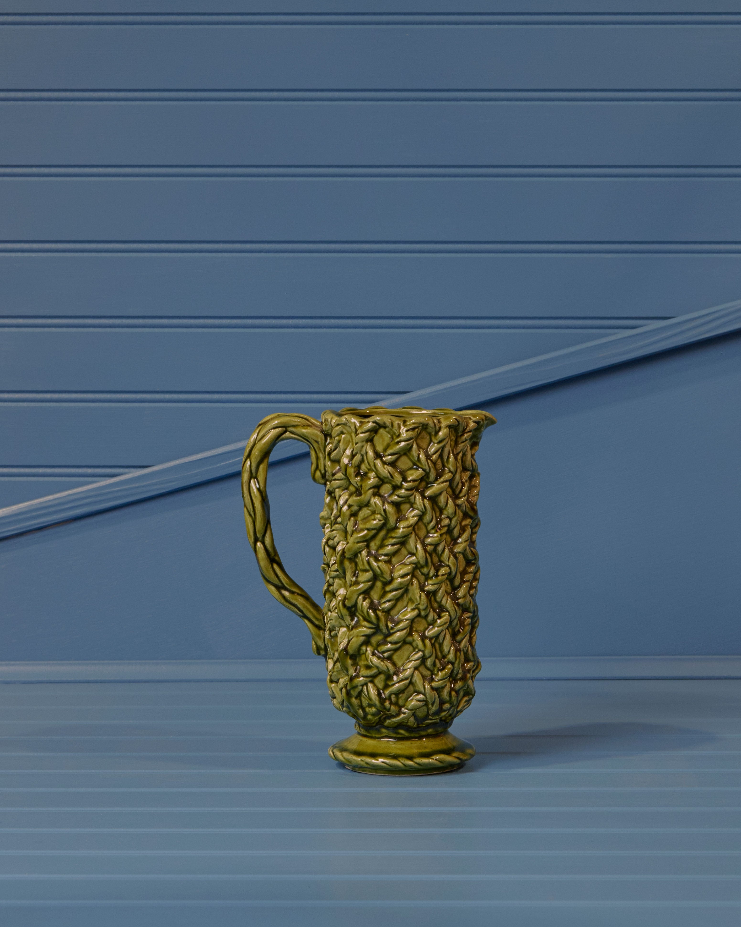 Lattice Vine Pitcher