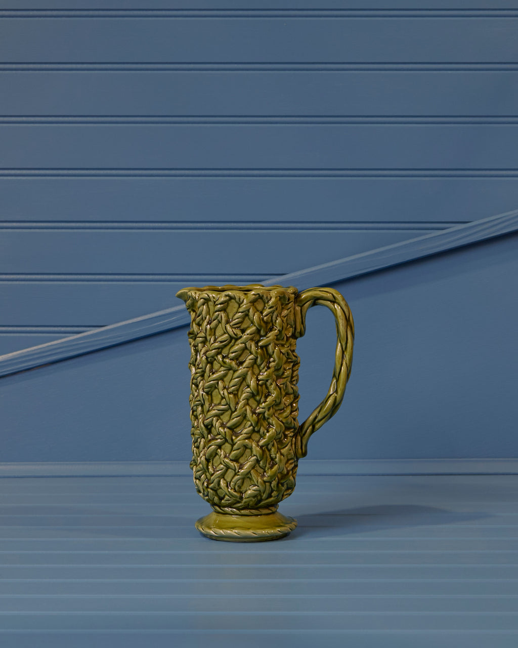 Lattice Vine Pitcher